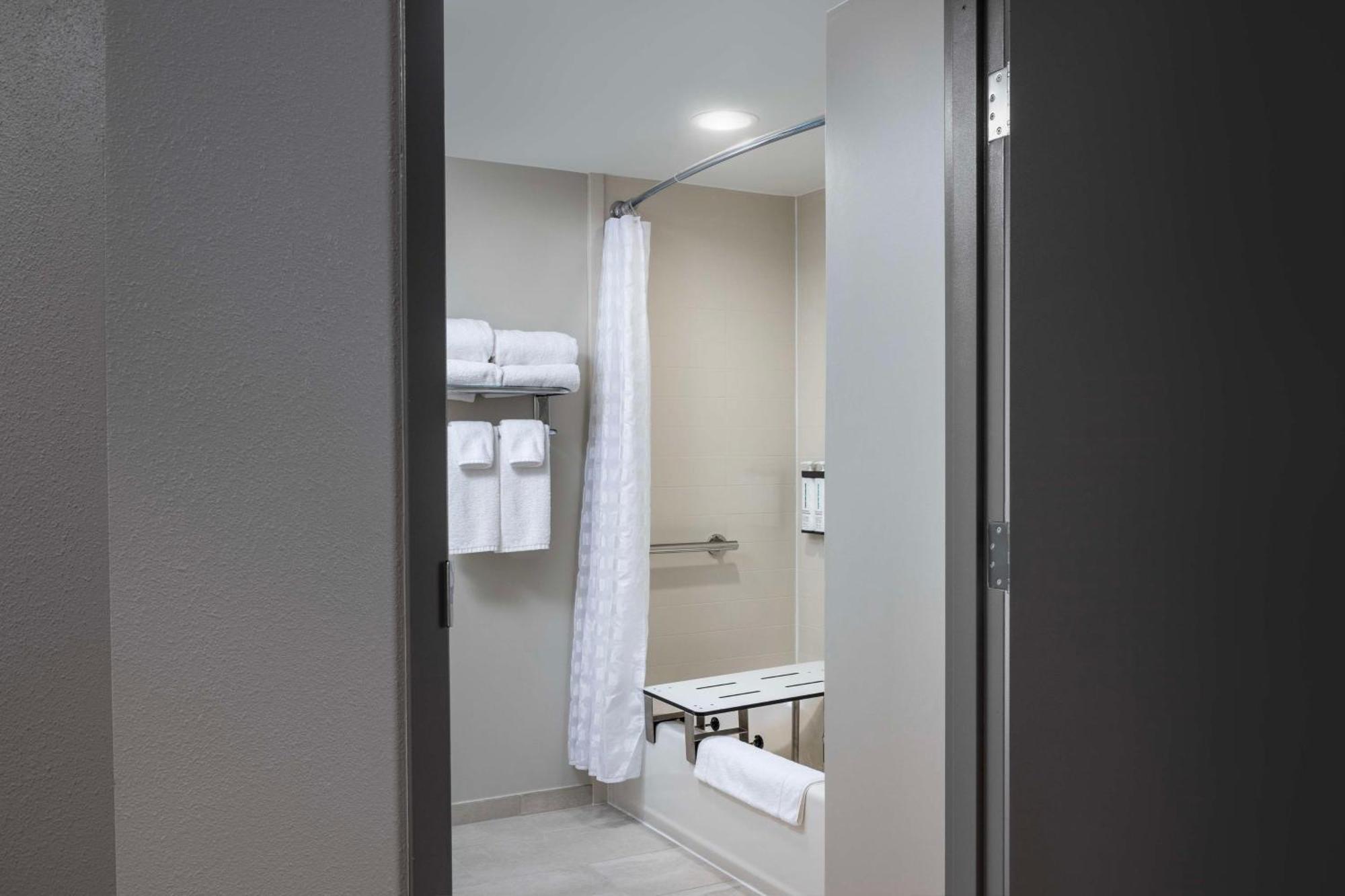 Hyatt Place Detroit/Utica Extérieur photo